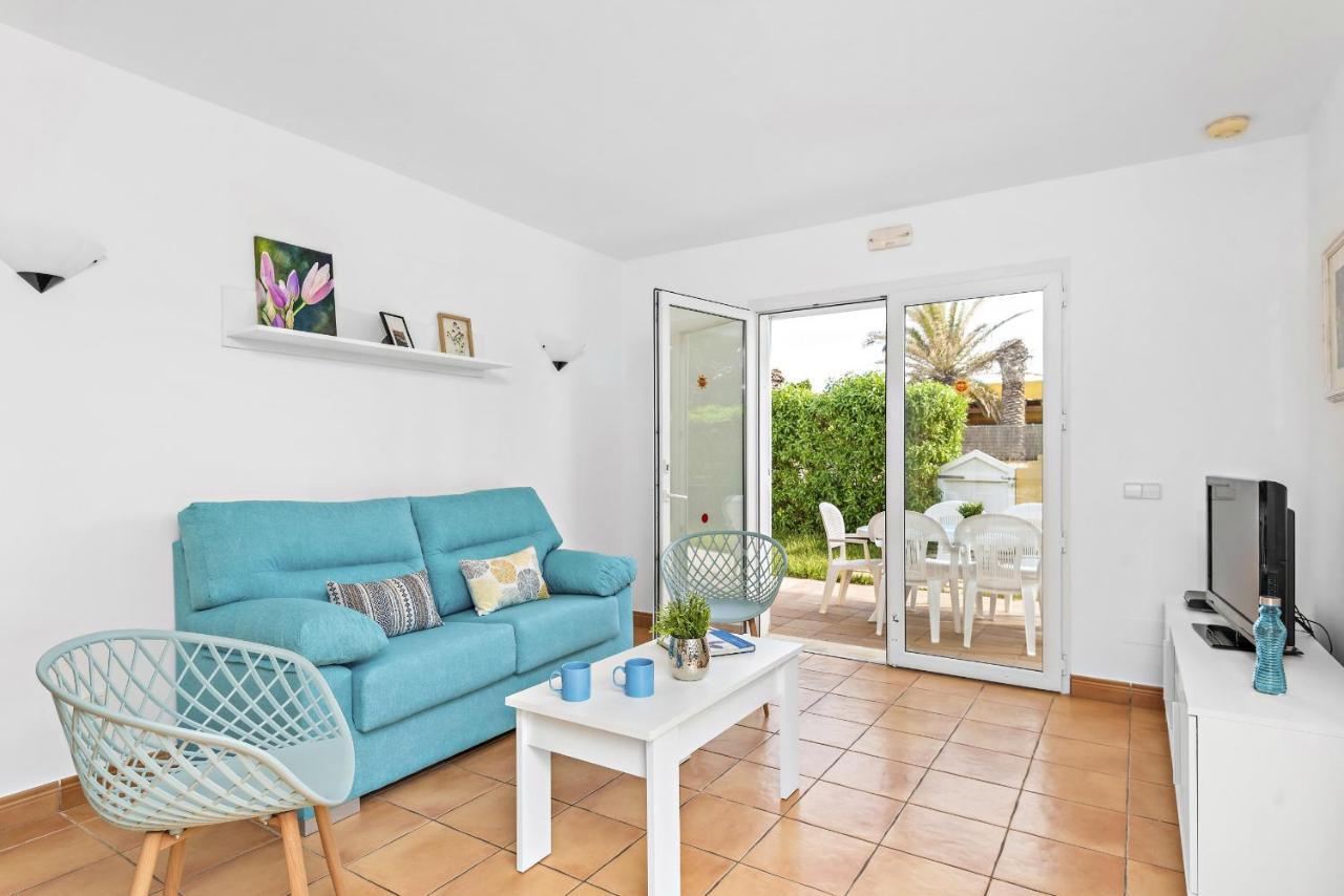 Marta 3 Bedroom Villa, Cala Blanca Willa