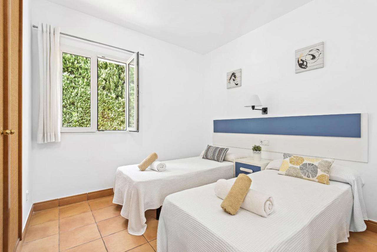 Marta 3 Bedroom Villa, Cala Blanca Willa *
